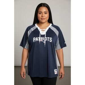 Majestic New England Patriots  Blue women's lace-up V-neck t-shirt. Sz. 3X NWT